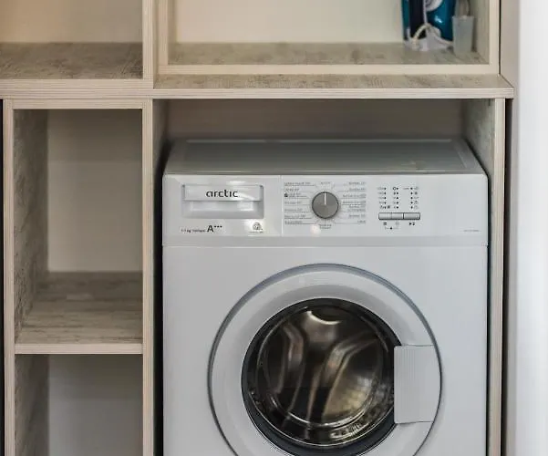 Gladstone Lejlighed *