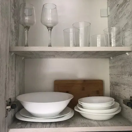 Gladstone Apartment