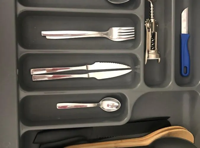 Gladstone Пловдив